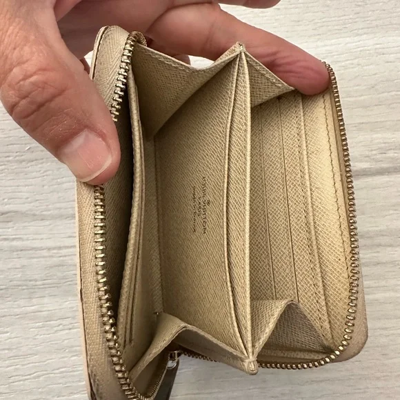 LV zippy coin purse